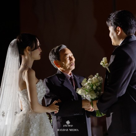 Cha và Con Gái: Những Bước Chân Cuối Cùng Trước Ngưỡng Cửa Hôn Nhân